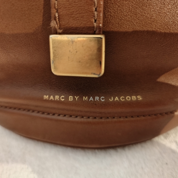 Marc by Marc Jacobs Brown bucket bag - Picture 4 of 5